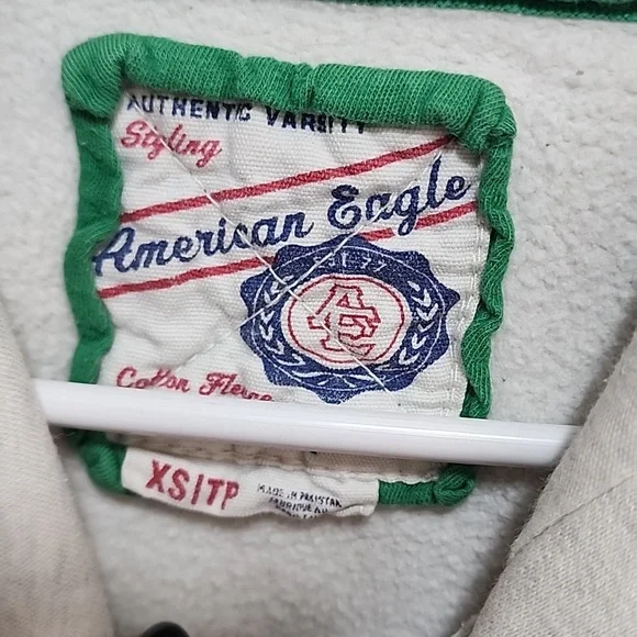 American Eagle Outfitters Pullover - Picture 5 of 7